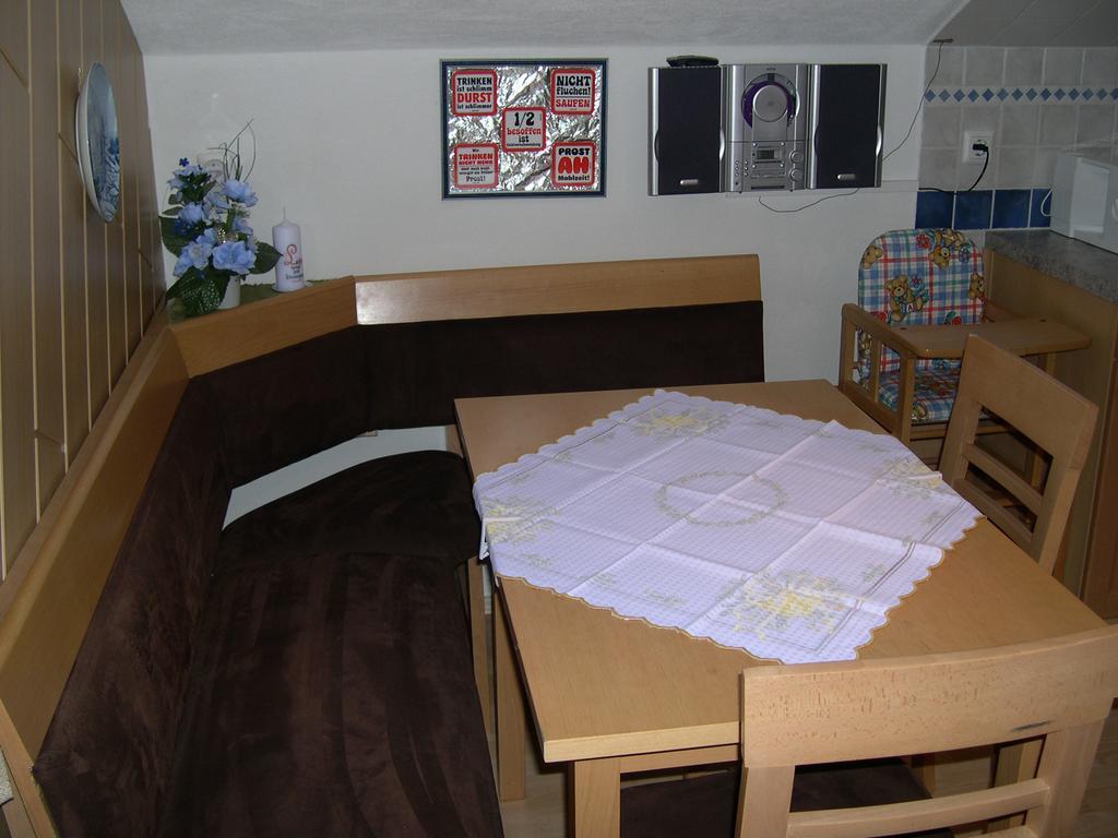 Ferienwohnung Stricker Obertraun Habitación foto